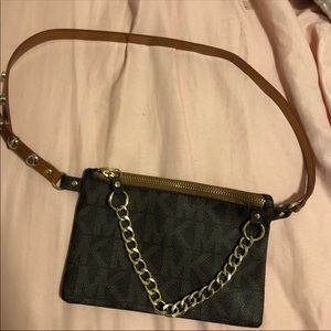 ❌SOLD❌Michael Kors Fanny Pack